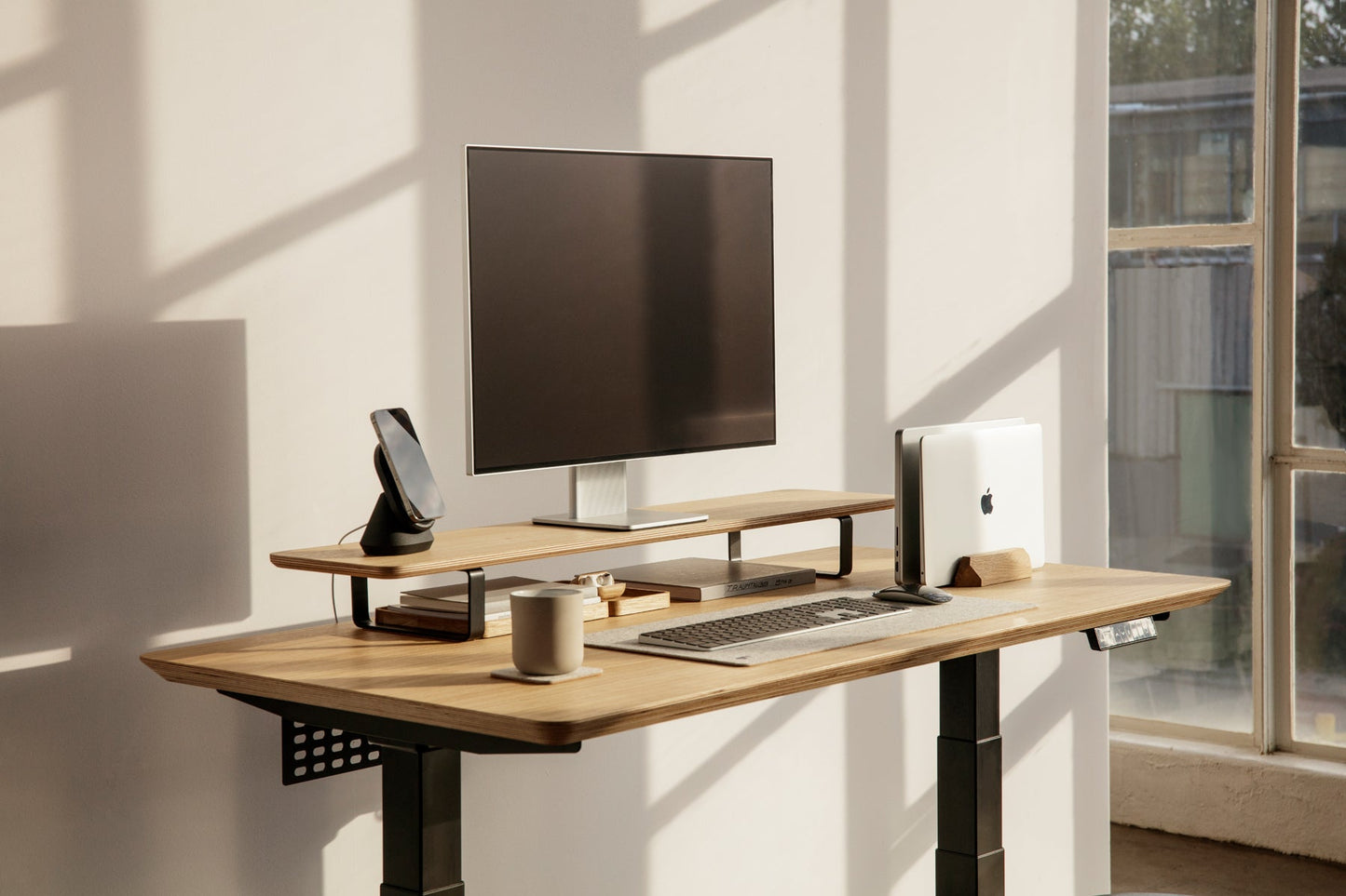 Desk Shelf – Space-Saving Organizer for a Neat, Efficient Workspace