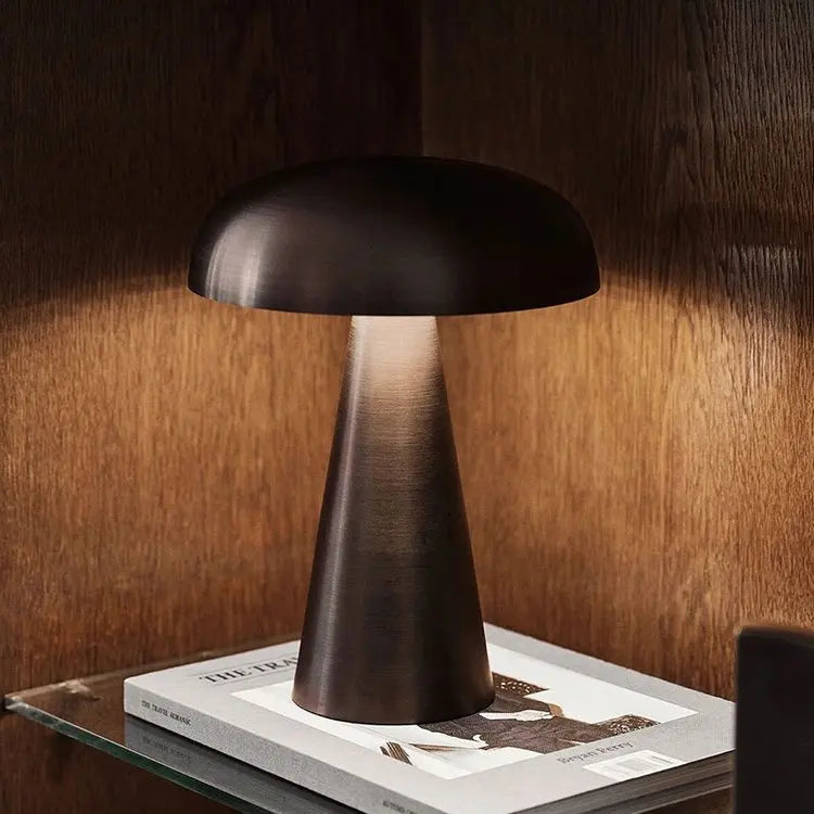 Cordless, Rechargeable Table Lamp – Wireless Lighting for Any Space