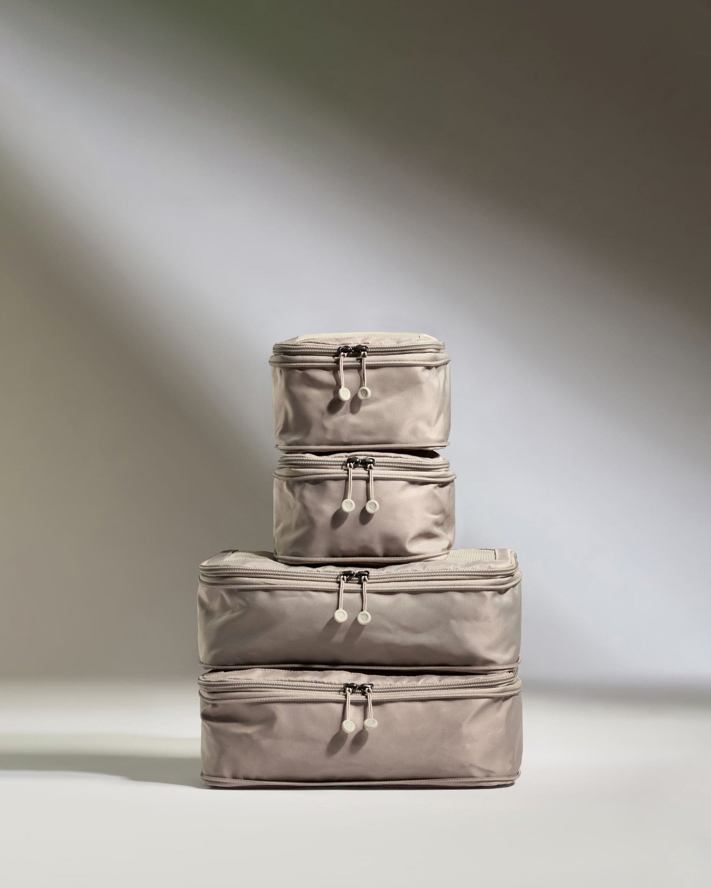 Taupe Packing Cubes – 4-Piece Set for Effortless Travel Organization