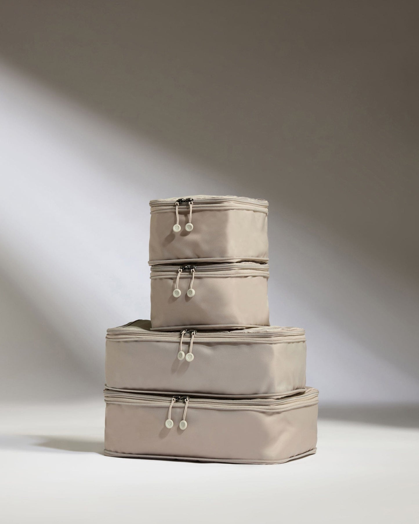 Taupe Packing Cubes – 4-Piece Set for Effortless Travel Organization